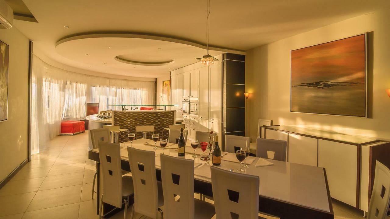 Villa Watersedge Marsaskala Eksteriør billede